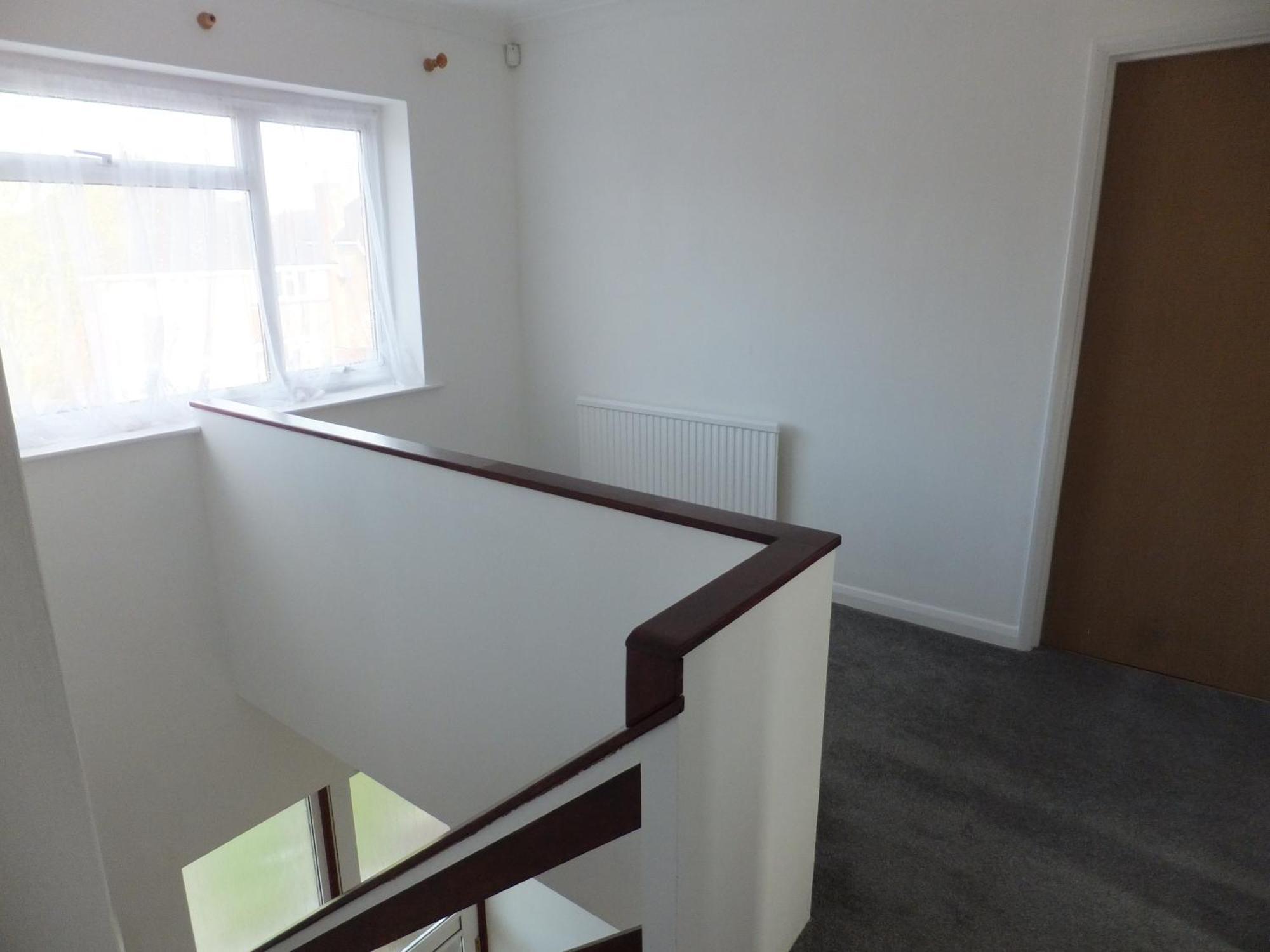 קרוידון Many Worlds Meet - Eurostar, Wimbledon 30 Mins, Central London, Gatwick 15 Mins - Spacious, Sleeps Up To 16 Plus Cot - Free Wifi, Parking - Next To Lloyd Park, Great For Families, Walkers, Relocators - Ideal For Contractors מראה חיצוני תמונה